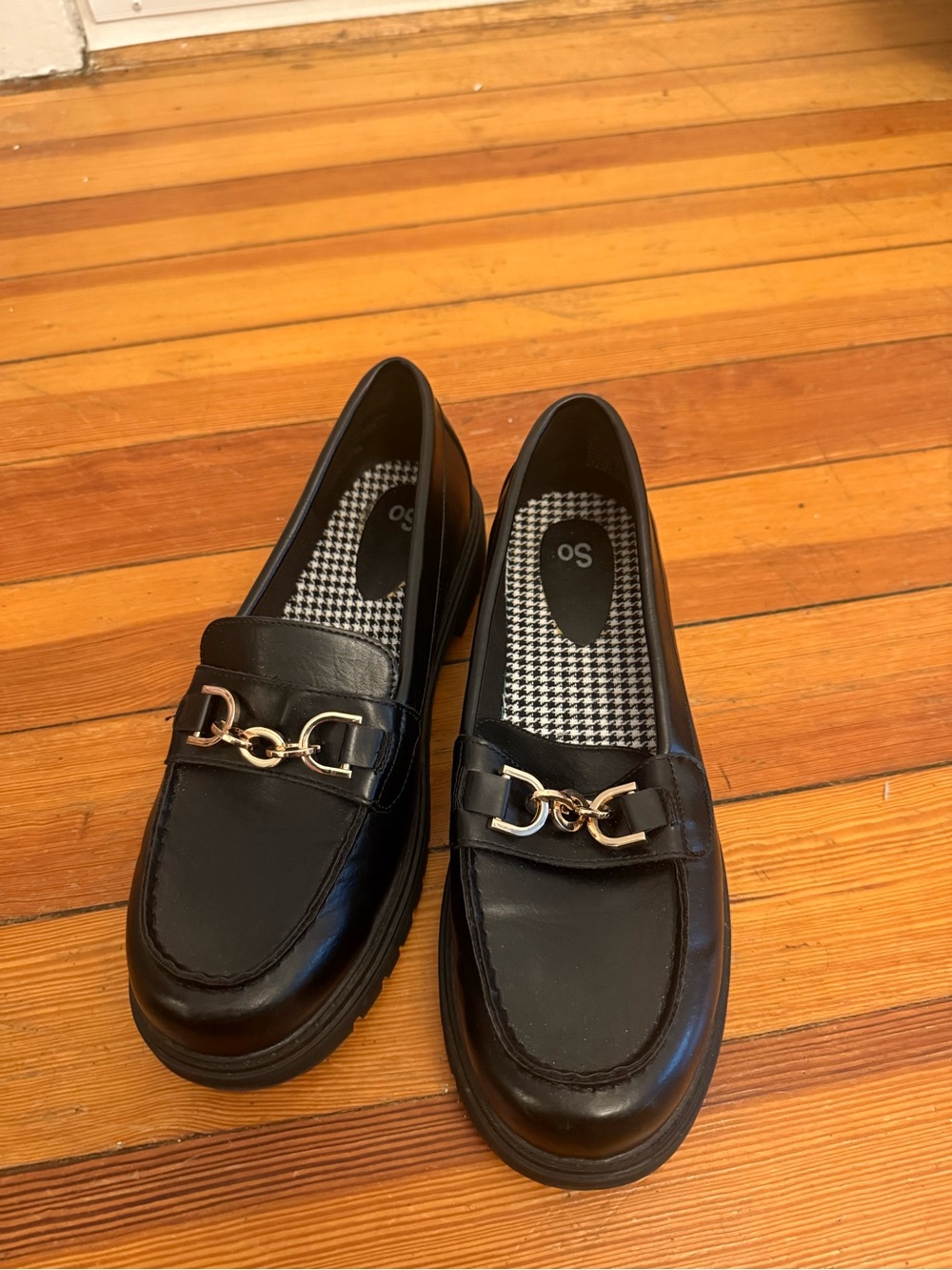 Black Women's Loafer with Gold Chain. Brand new, never worn